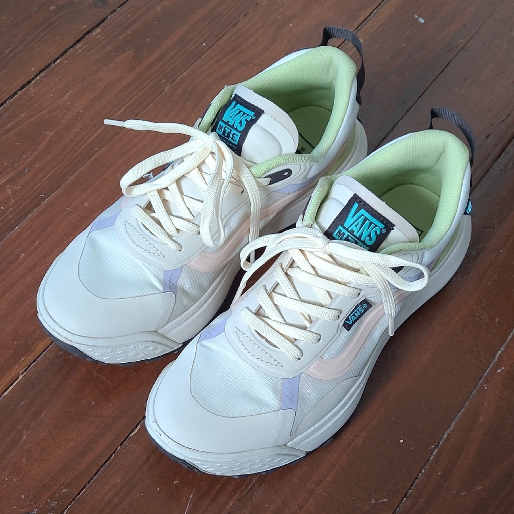 Vans Crosspath Shoe In "Natural Beige" 8 1/2 In Women's, 7 In Men's